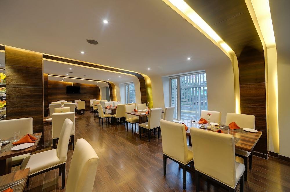 Siamton Inn- A Cygnett Collection Kolkata Ngoại thất bức ảnh