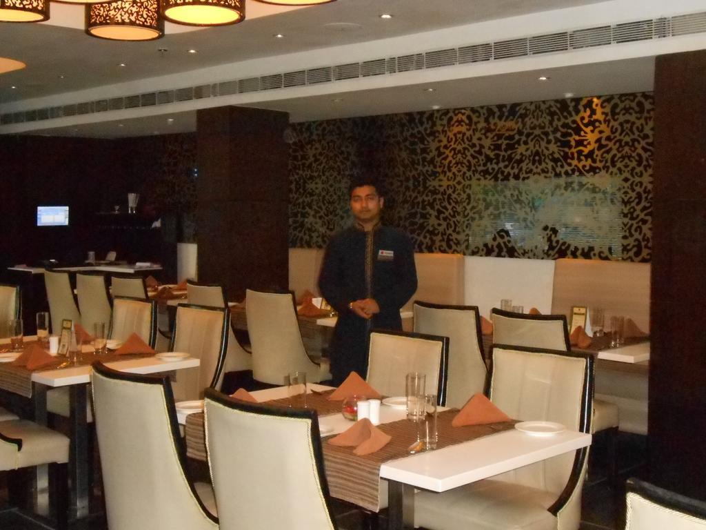 Siamton Inn- A Cygnett Collection Kolkata Ngoại thất bức ảnh