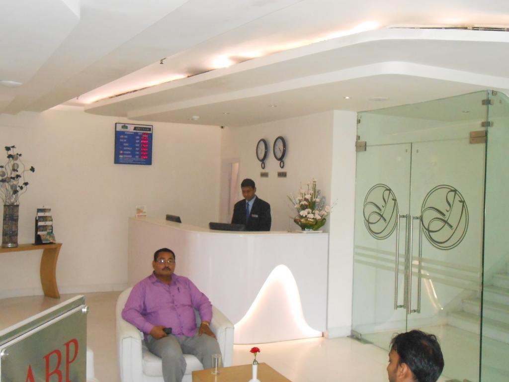 Siamton Inn- A Cygnett Collection Kolkata Ngoại thất bức ảnh