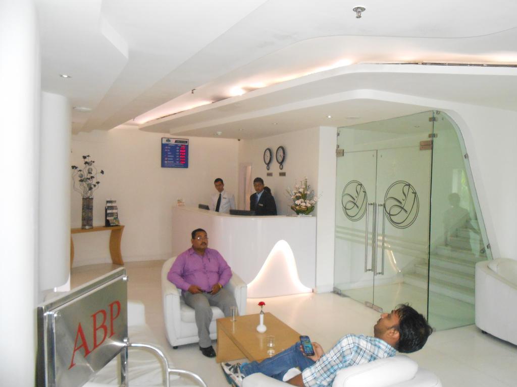 Siamton Inn- A Cygnett Collection Kolkata Ngoại thất bức ảnh