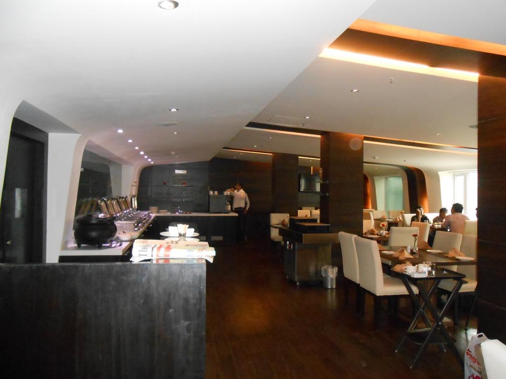 Siamton Inn- A Cygnett Collection Kolkata Ngoại thất bức ảnh